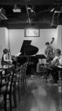 吉田美雅 Mika Yoshida